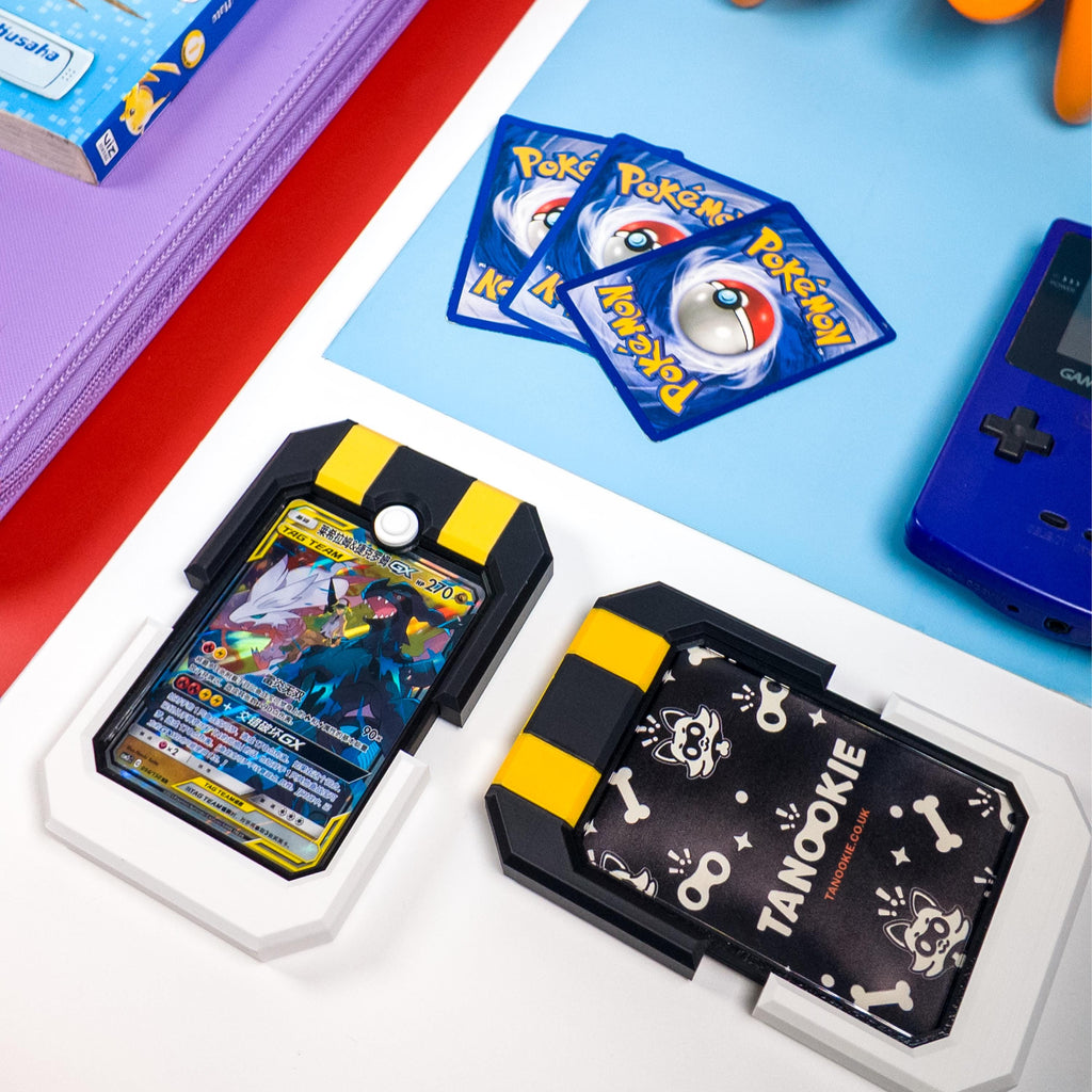 Pal Vault Ultra Trading Card Case, Hero Image Card Holder